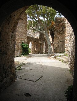 Spinalonga in Kreta, Gefängnis